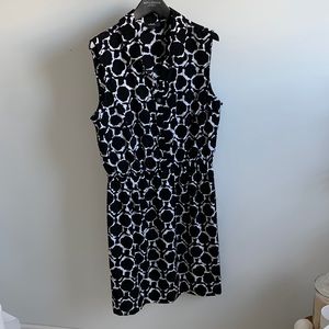 Collared Sleeveless Dress